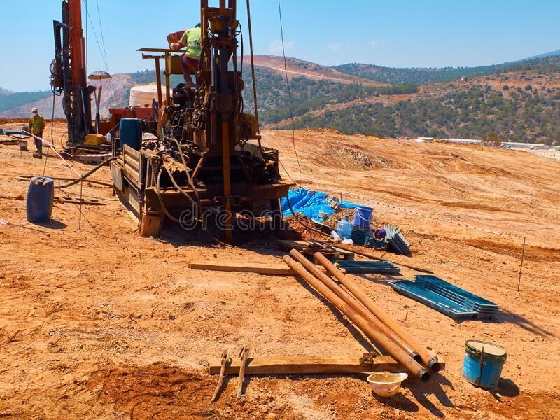 Giá khoan khảo sát địa chất công trình
