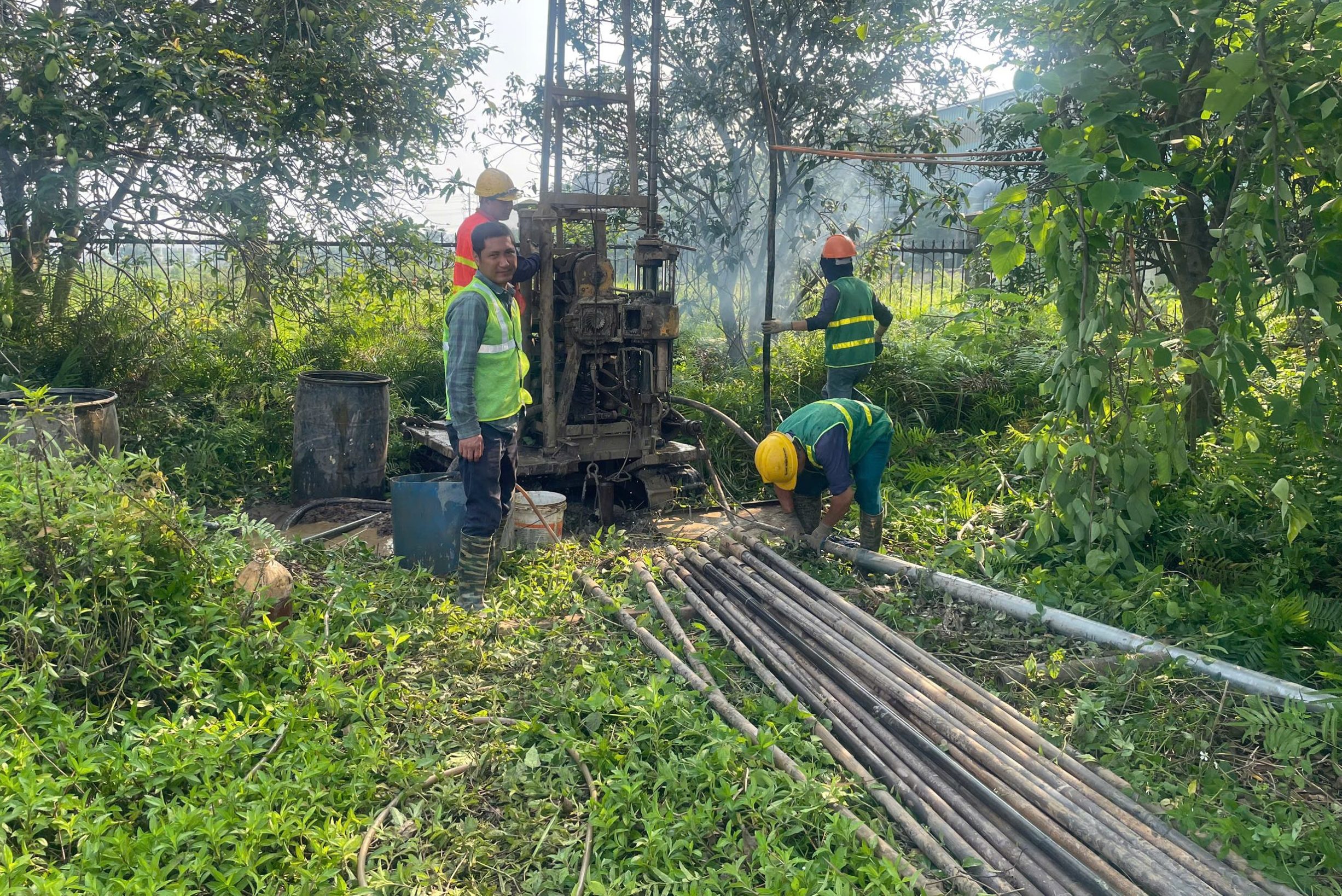 KHẢO SÁT ĐỊA CHẤT KCN VĨNH LỘC: BÀI TOÁN ĐỘ PHẲNG SÀN VÀ AN TOÀN CHO NHÀ KHO THÔNG MINH