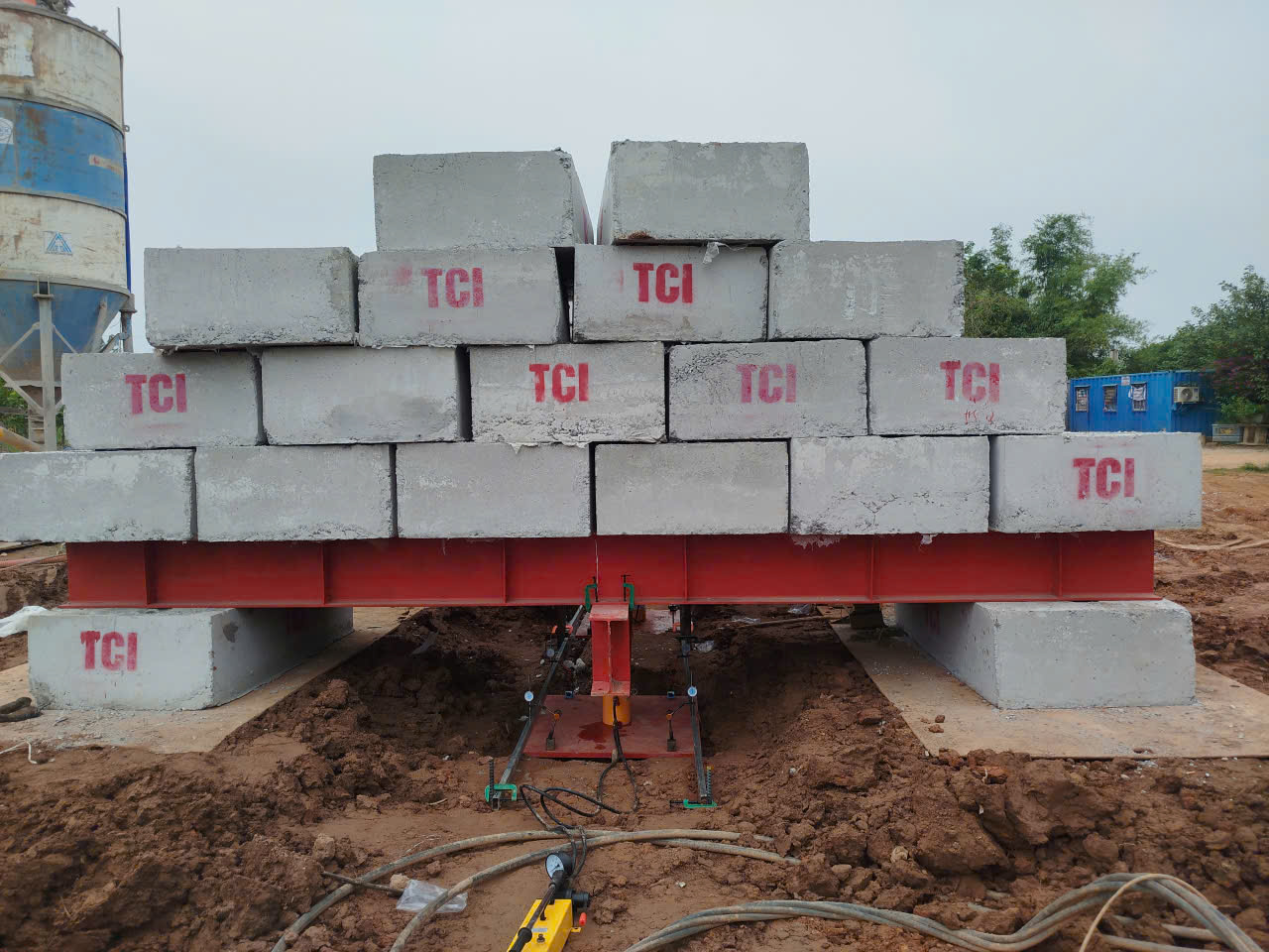 Dầm Chuẩn Nén Tĩnh Cọc